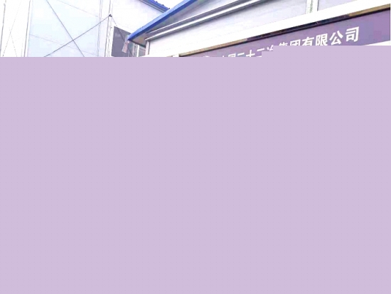 1050164242-2.jpg