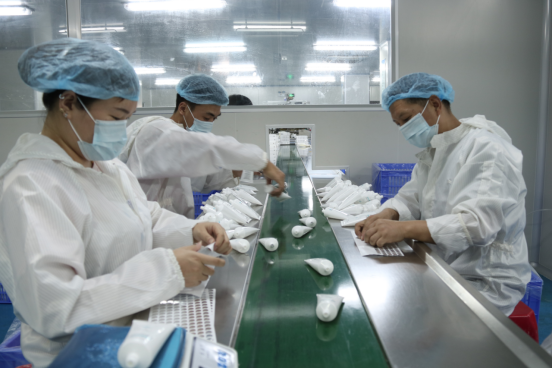 广州珑泉生物护肤品oem，为护肤品品牌赋能